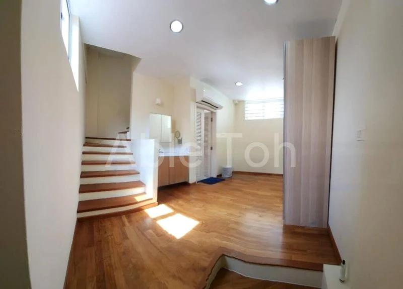 Master Room (Condo) for Rent in  Niven Road - Image 2